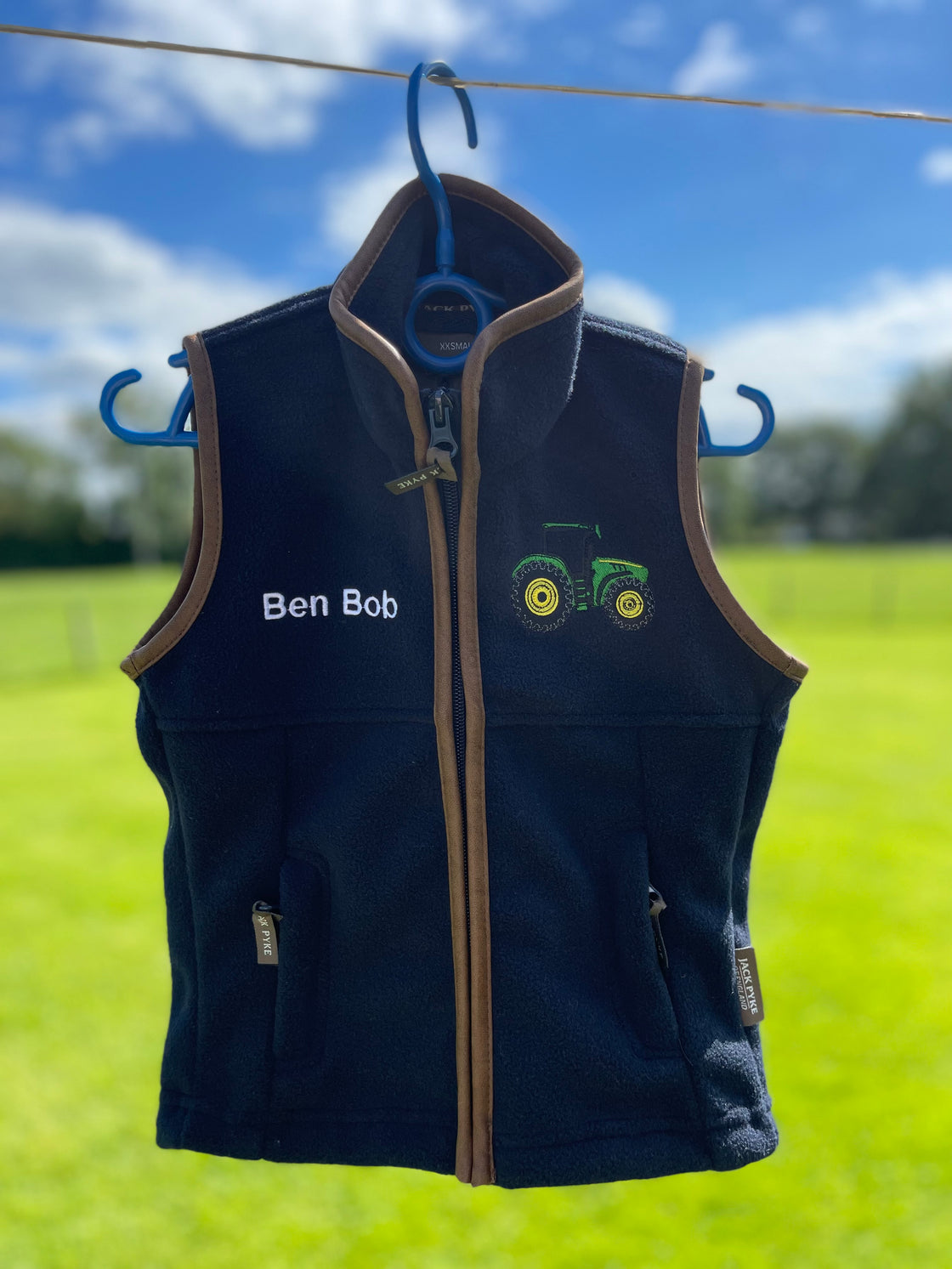 Gilet Embroidered With Tractor or Animal Design